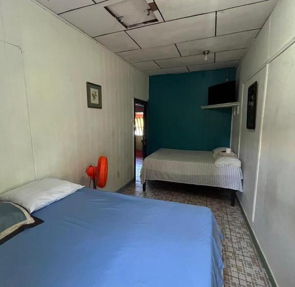 اتاق استاندارد, Gusto Bueno