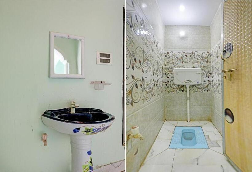 트리플 클래식 룸, Spot On The Haven Hotel And Restaurant