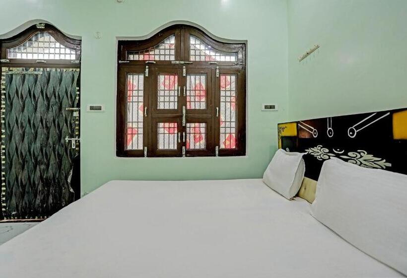 트리플 클래식 룸, Spot On The Haven Hotel And Restaurant