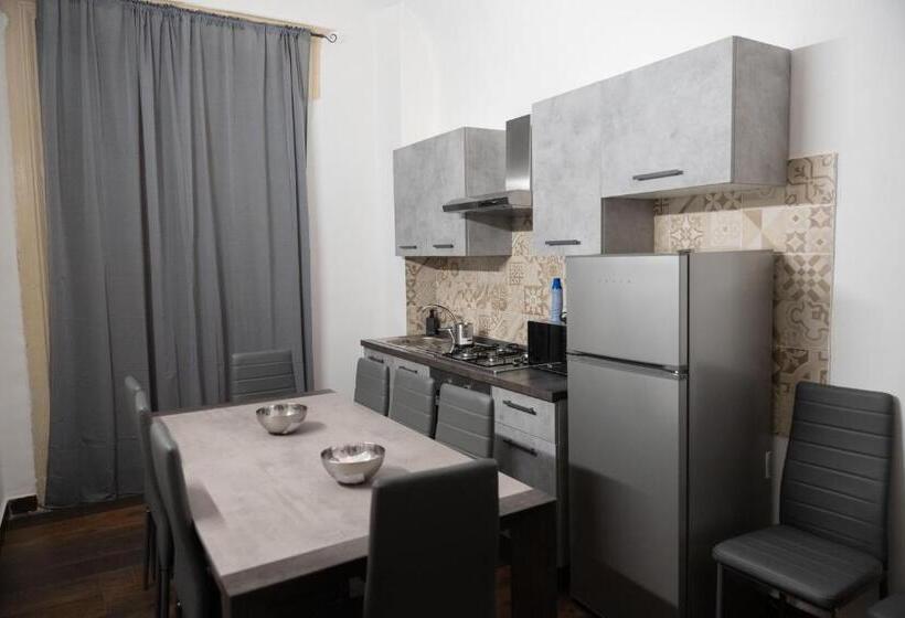 غرفة قياسية مطلّة علي الحديقة, B&b Palazzo Fischetti