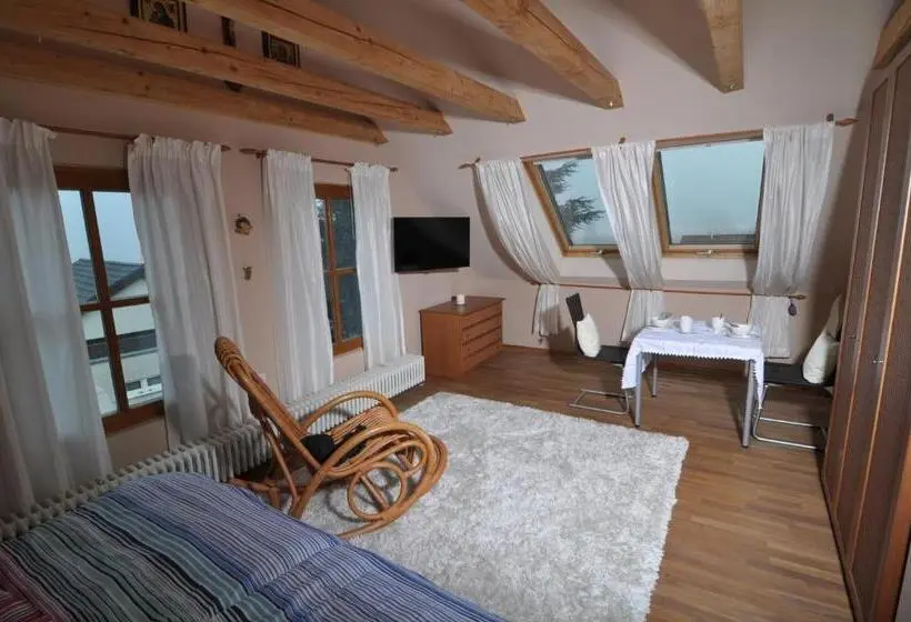 スイート（家族用）, Evis Cottage
