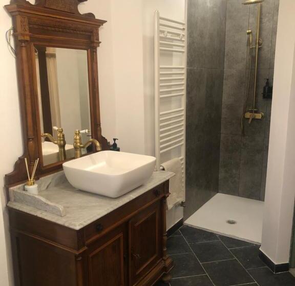 スタンダードルーム, I Tre Merli