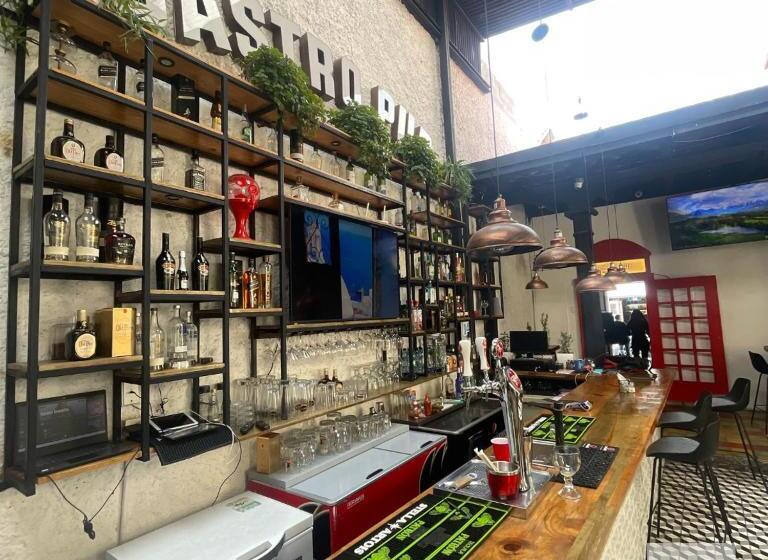 اتاق استاندارد با سرویس بهداشتی مشترک, Hostal Pub Central Park