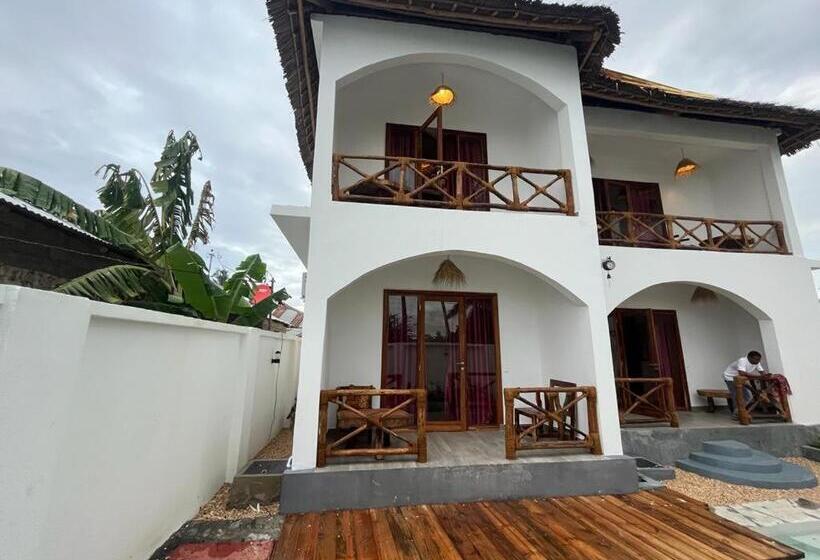 Люкс Deluxe Вид на Море, Villa Tangawizi Kendwa