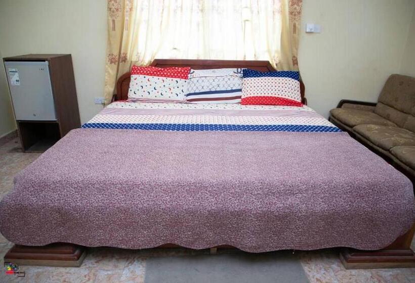 جناح إدارى, Jukambo Lodge