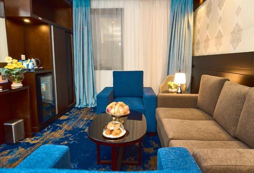 جناح ديلوكس, Selat Al Bait