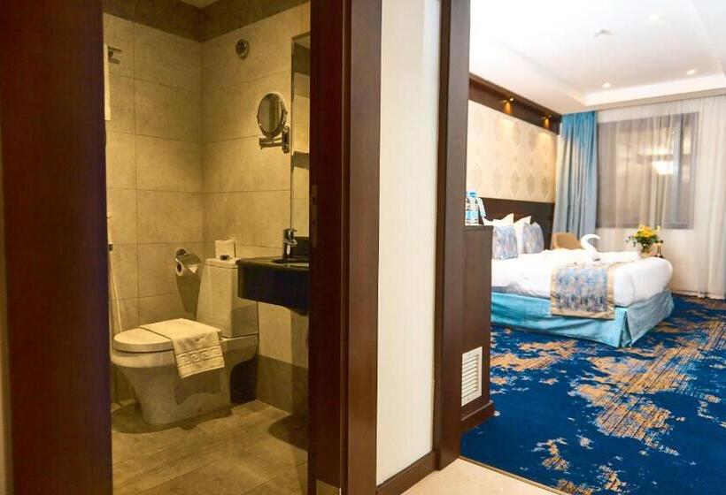 جناح ديلوكس, Selat Al Bait