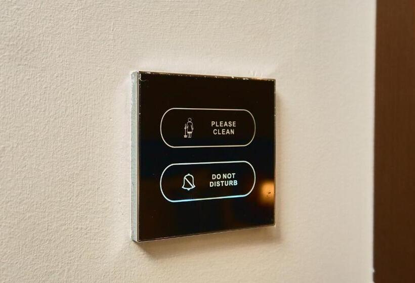 غرفة قياسية, Selat Al Bait