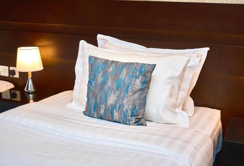 غرفة قياسية, Selat Al Bait