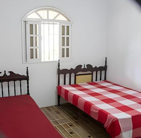 别墅: 1间卧室带游泳池, Sítio Com Piscina Em Aldeia