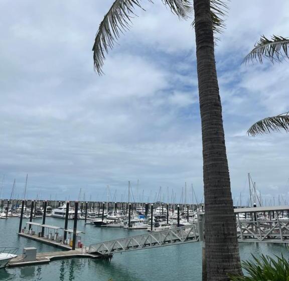 带海景的标准工作室, Indulge Beachfront At Dolphin Heads Resort Lousha Bach