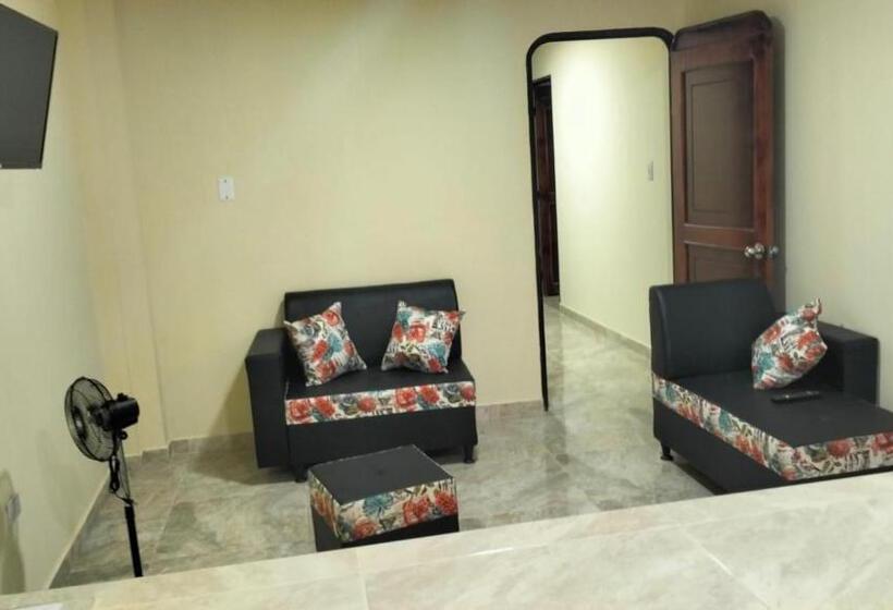 Студия Стандарт, Jeg Estudios Vacacionales