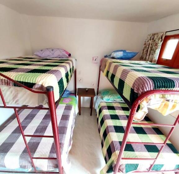 سرير فى غرفة مشتركه, Casa De La Abuela