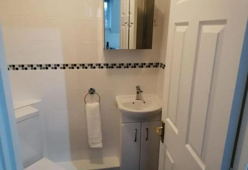 スタンダードルーム, Eagle Way Apartment