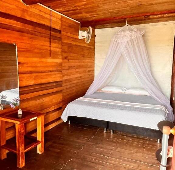 חדר סופריור, El Arca