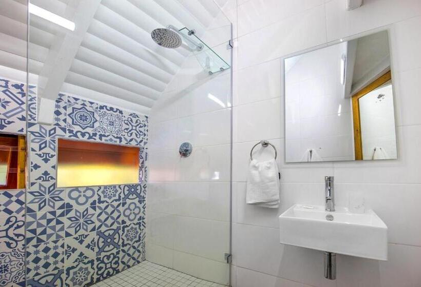 标准间, Abalone Lodges