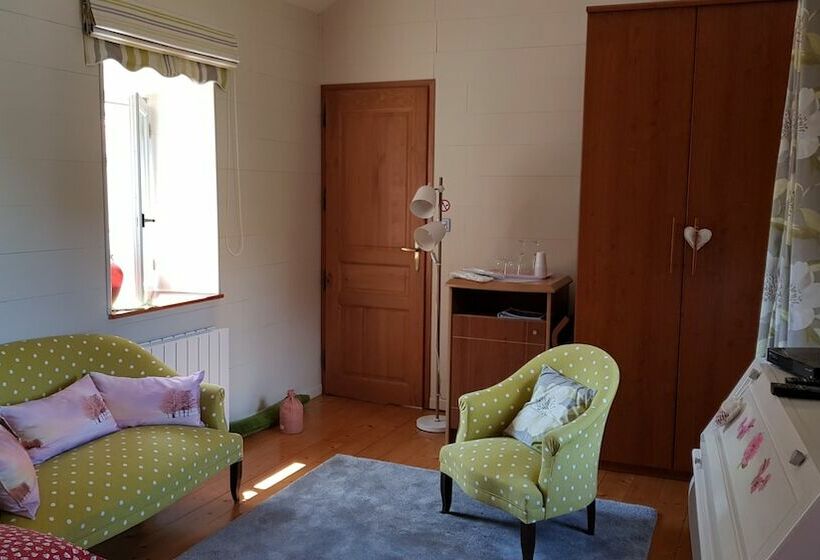 Pokój Superior Widok Ogród, Au Coq Bleu