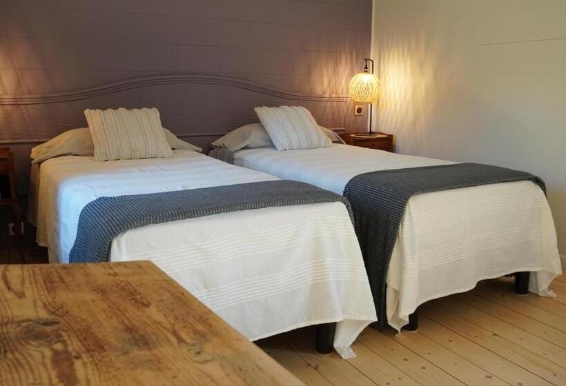 Pokój Superior Widok Ogród, Au Coq Bleu