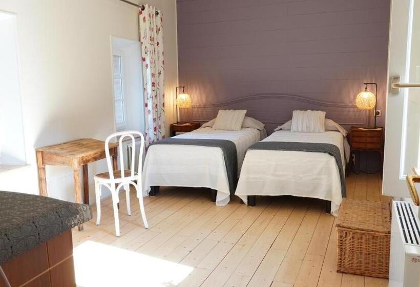 Pokój Superior Widok Ogród, Au Coq Bleu