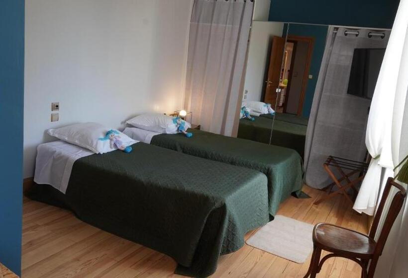 Pokój Rodzinny Superior, Au Coq Bleu