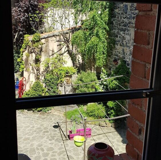 Pokój Superior Widok Ogród, Au Coq Bleu