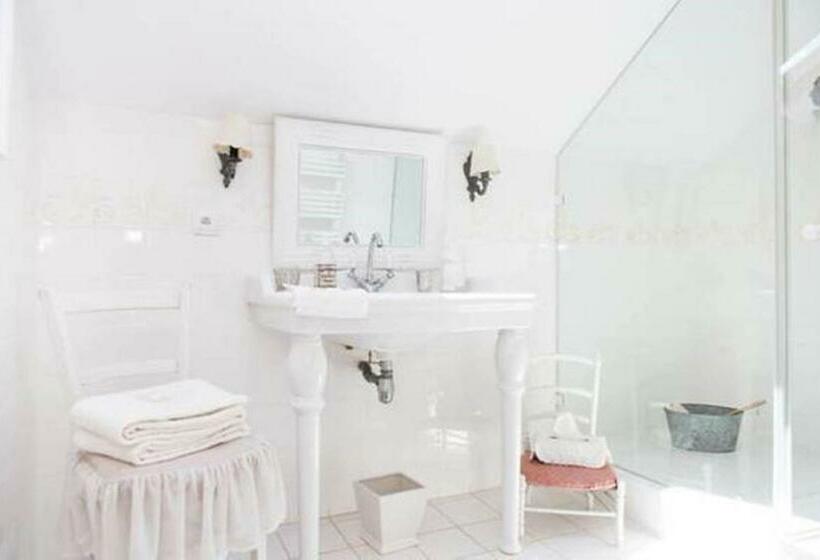 Номер Стандарт, Château Beauséjour