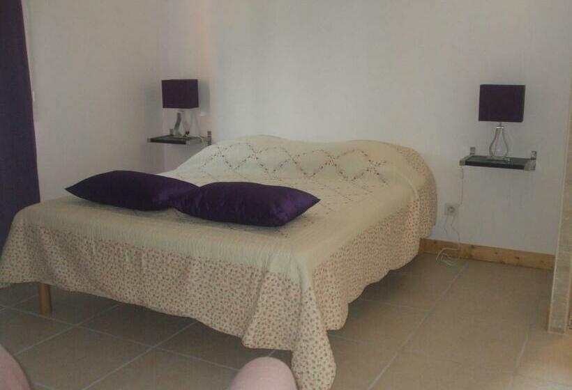 Номер Стандарт, La Colline Des Endrevies