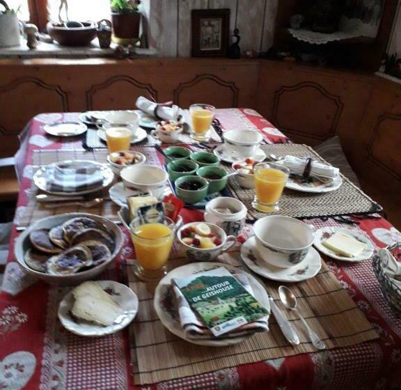 חדר סטנדרט נוף להרים, Les Lupins