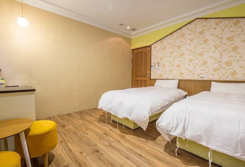 اتاق استاندارد, N. Castle