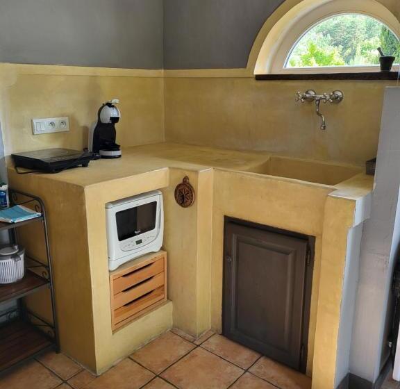 Студия Стандарт, Studios Et Chambre La Sauvasse