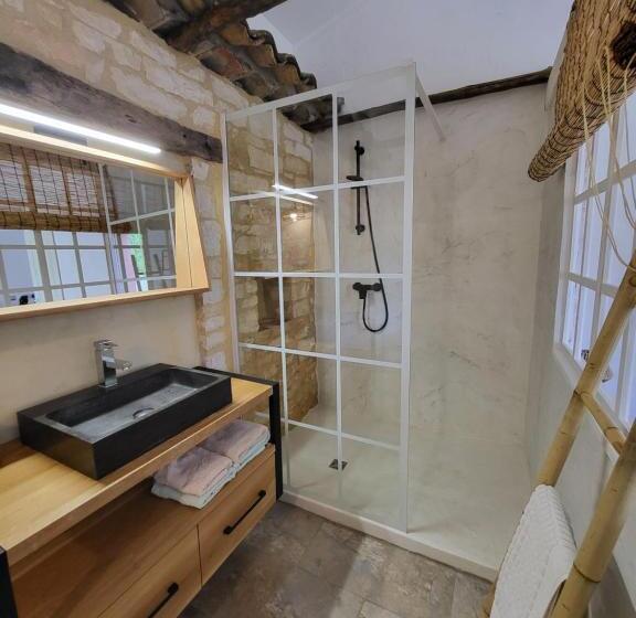 חדר סטנדרט, Studios Et Chambre La Sauvasse