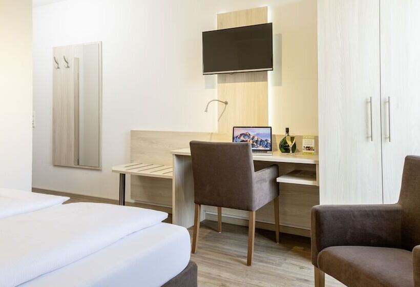 デラックスルーム, Am Wiesenweg L 24h Check In