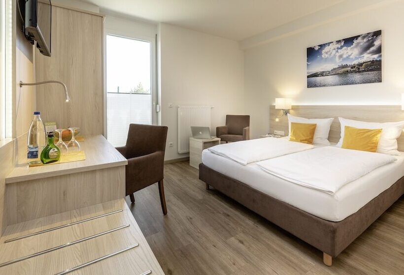 デラックスルーム, Am Wiesenweg L 24h Check In