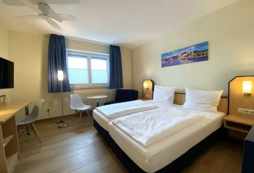 اتاق استاندارد, Am Wiesenweg L 24h Check In