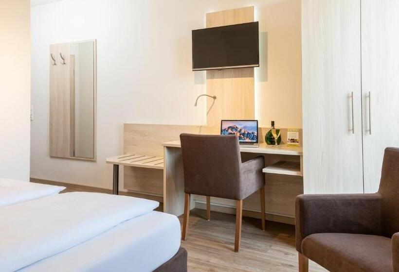 デラックスルーム, Am Wiesenweg L 24h Check In