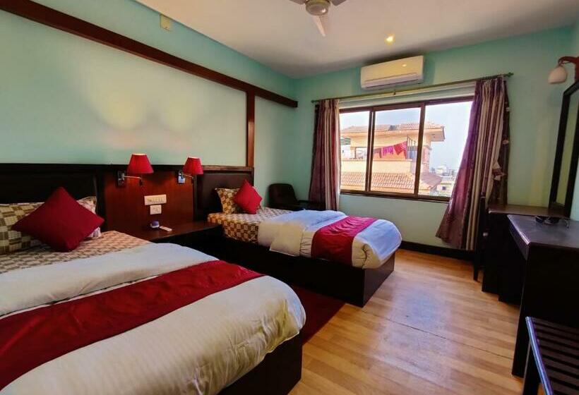 Deluxe Værelse, Ananda Inn