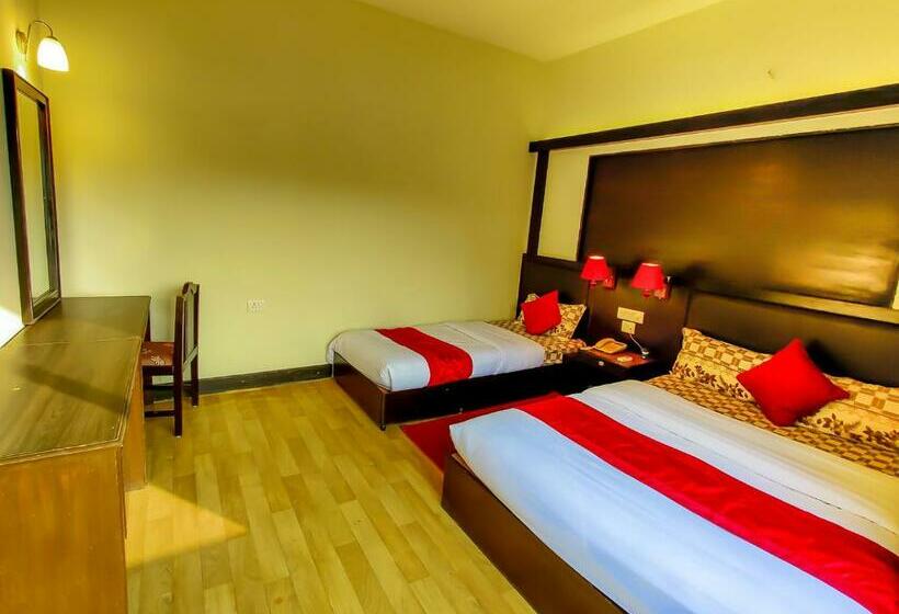 Deluxe Familie Værelse, Ananda Inn