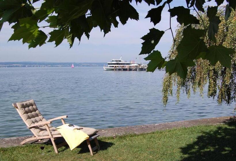 Suite with lake view, Der Löwen