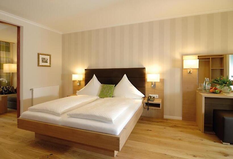 Comfort room with balcony, Der Löwen