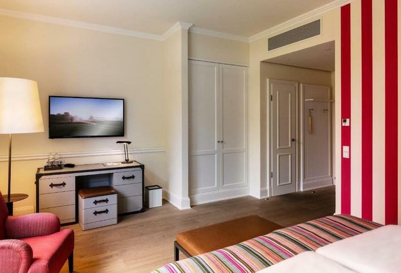 Standardzimmer, & Gästehaus Gut Kaden