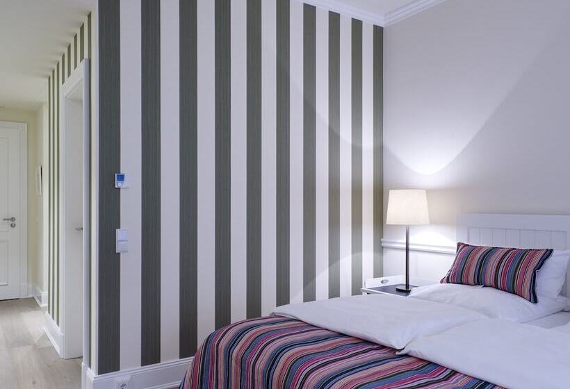 Standardzimmer, & Gästehaus Gut Kaden