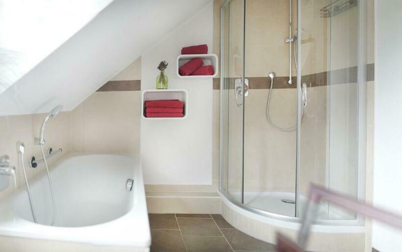 דירת חדר, Pension & Seminarhaus Haus Am Fluss