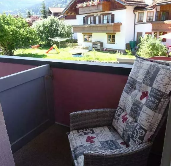 Standard Yhden Hengen Huone Parveke, Vintage Hotel Charivari Sommer Hörnerbahnen Kostenlos