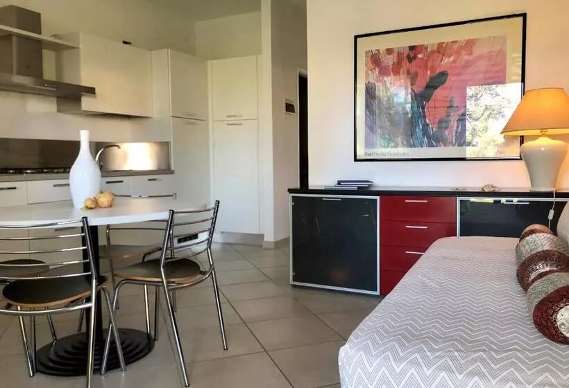 ２ベッドルームアパートメント, Residence Oasi