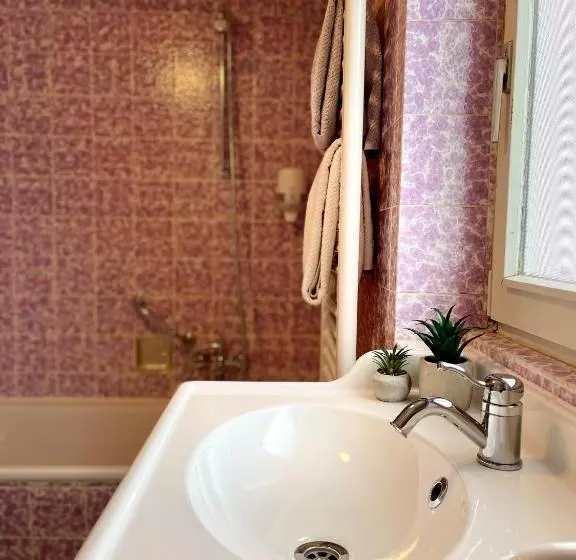 Standard Yhden Hengen Huone Parveke, Vintage Hotel Charivari Sommer Hörnerbahnen Kostenlos