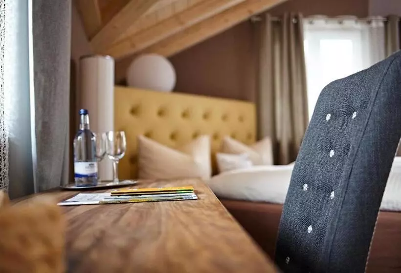 Superior-perhehuone, Vintage Hotel Charivari Sommer Hörnerbahnen Kostenlos