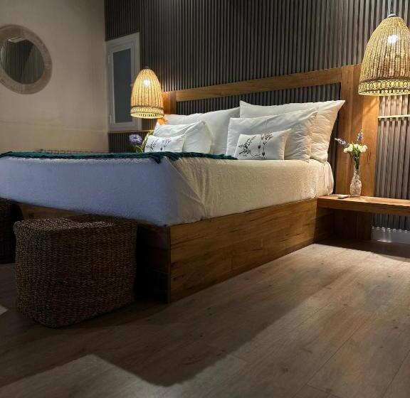 جناح, Finca La Puebla