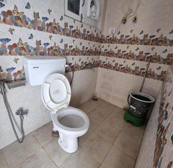 اتاق اکونومی, Tiny Homestay Female Dormitory