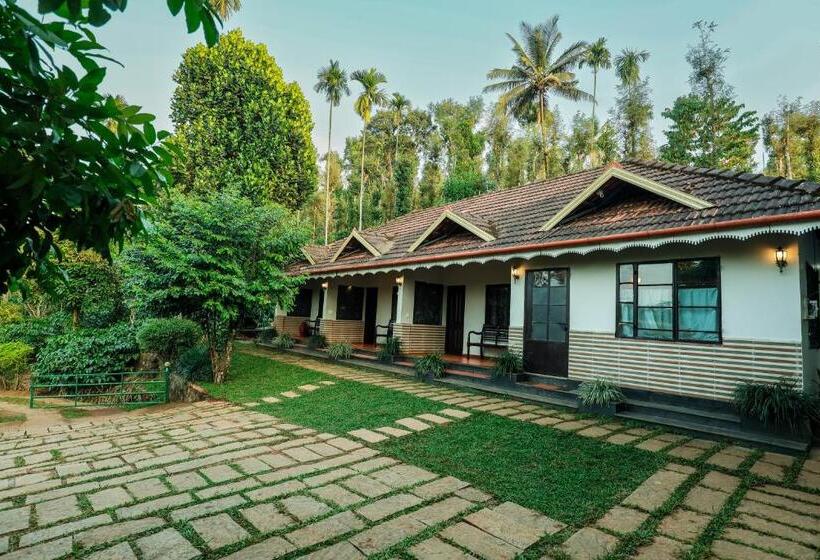 带大床的标准间, Hill Rows Estate By Greenescapes