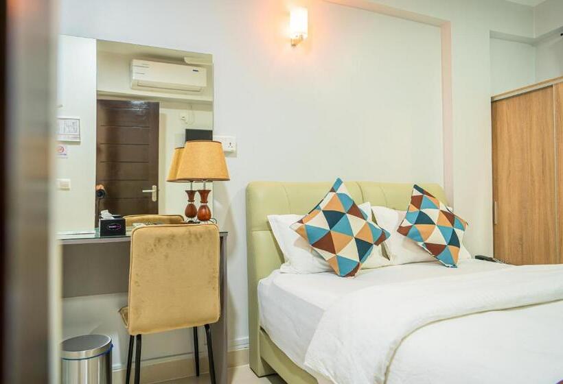 اتاق سوپریور, Tour Inn